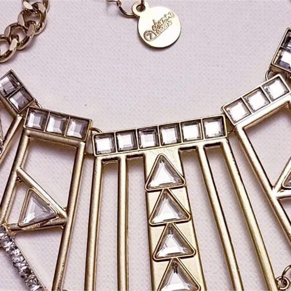 7 Charming Sisters Statement Necklace Gold-Tone Crystal - Picture 2 of 11